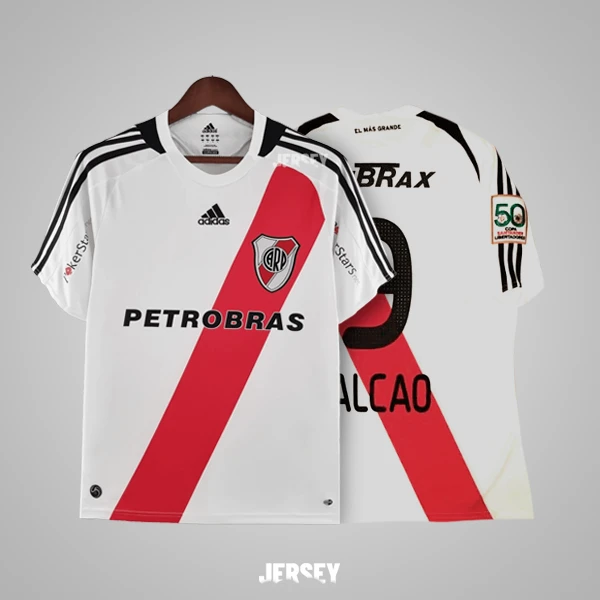 Camiseta River Plate 2007-09 de Falcao