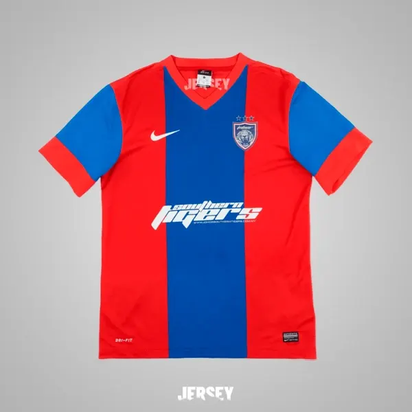 Camiseta Johor Darul Takzim 2013-14 Local