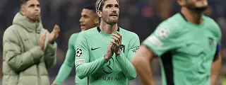 De Paul con la 3 camiseta atlético de madrid 2023