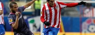 Falcao con la camiseta atlético de madrid 2011 2012