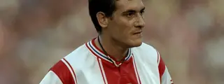 Carlos Alberto Gamarra con la camiseta atlético de madrid 1999-00