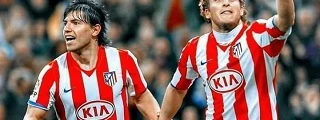 Forlan y Aguero con la equipación del atleti 2008