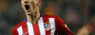 Griezmann con la camiseta atlético madrid 2015