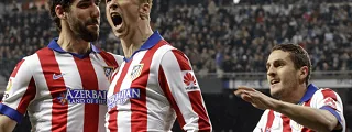 fernando torres celebrando un gol con la camiseta atletico de madrid 2014-15