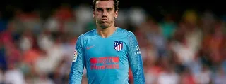Griezmann con la 2 camiseta atlético de madrid 2018