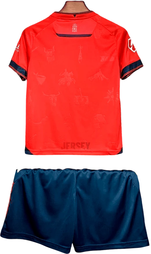 camiseta del osasuna 2024 25 versión infantil local reverso