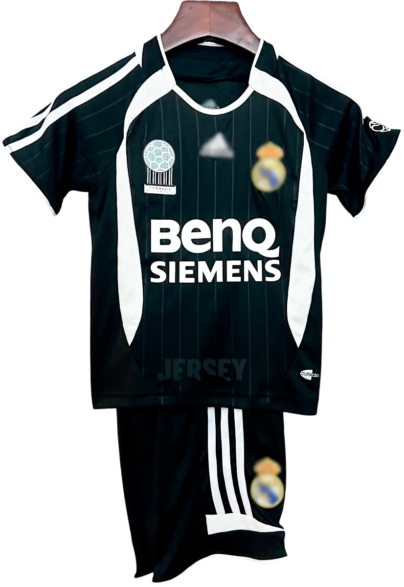 camiseta retro real madrid 2025 versión infantil visitante