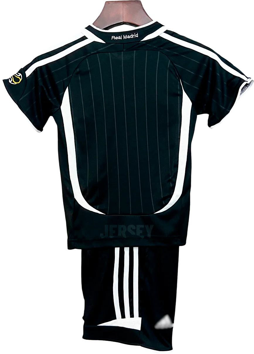 camiseta retro real madrid 2025 versión infantil visitante reverso