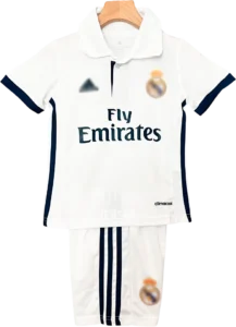 camiseta retro real madrid 2016 versión infantil