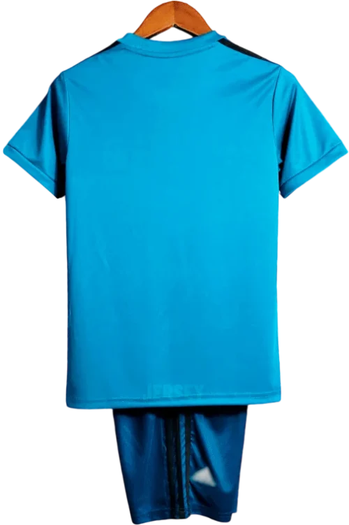 camiseta retro real madrid 2017 versión infantil tercera reverso