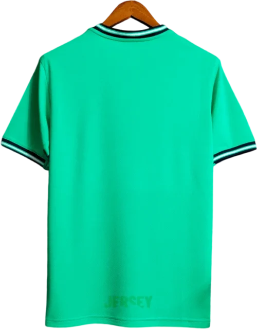 camiseta retro real madrid 2019 tercera reverso