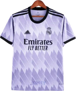 camiseta retro real madrid 2022 visitante