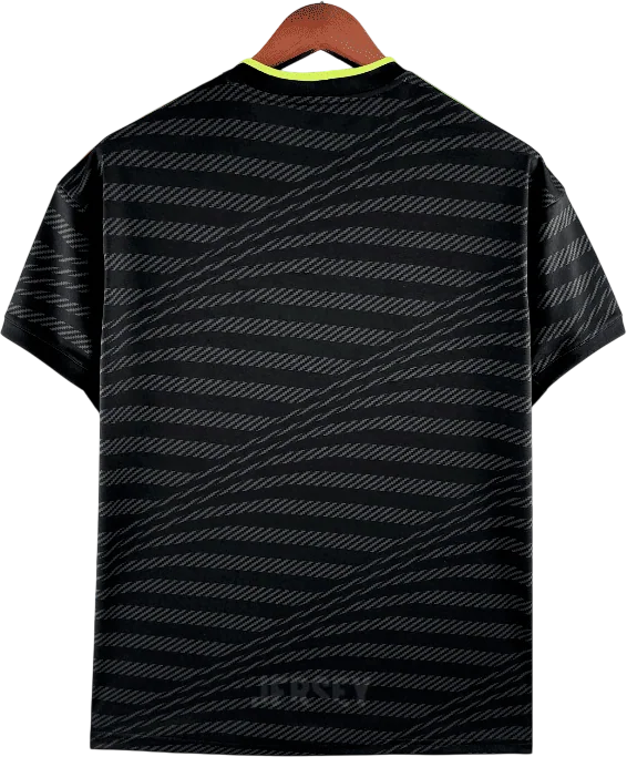 camiseta retro real madrid 2022 tercera reverso