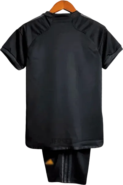 camiseta retro real madrid 2023 versión infantil tercera reverso