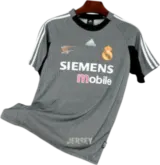 camiseta retro real madrid 2001 portero