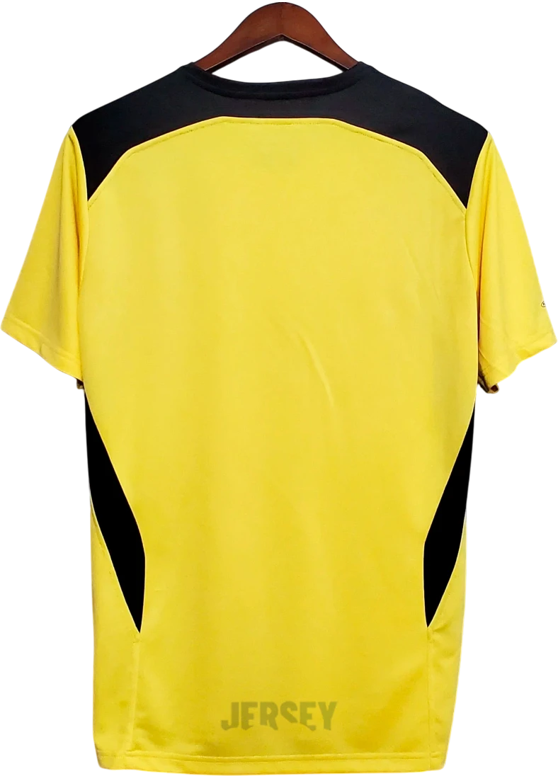 Camiseta del liverpool 2004 05 reverso