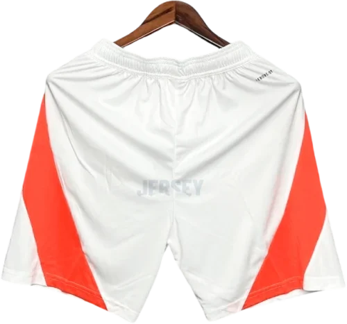 pantalón corto manchester united 2024 25 reverso