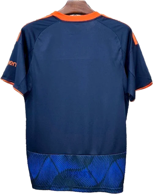 Camiseta nottingham forest 2025 26 tercera reverso