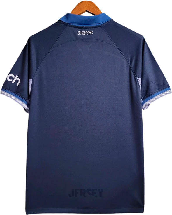 Camiseta Tottenham 2023 24 visitante reverso