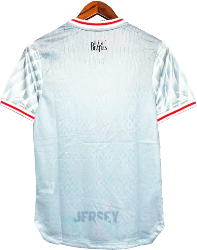 Camiseta Liverpool 2024 25 x the beatles reverso