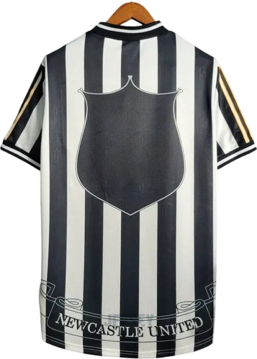 Camiseta New Castle 1995 97 local reverso