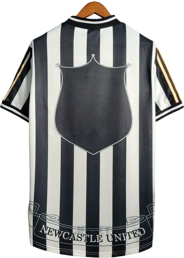 Camiseta New Castle 1995 97 local reverso