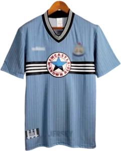 Camiseta New Castle 1996 97 visitante