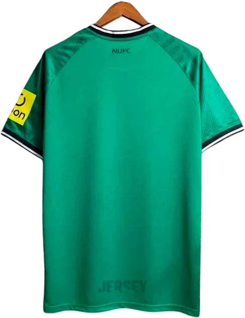 Camiseta New Castle 2023 24 visitante reverso