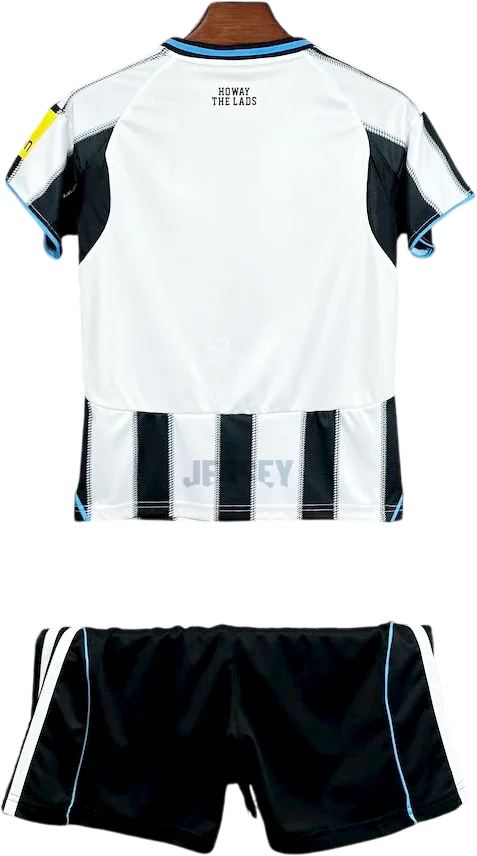 Camiseta Newcastle 2025-26 versión infantil reverso