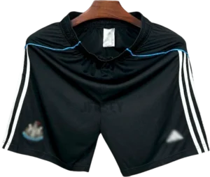 Pantalón Corto Newcastle 2025-26 Local