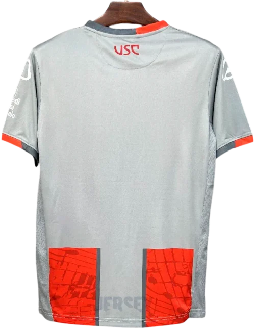 camisetas del Cremonese 2025-26 local reverso