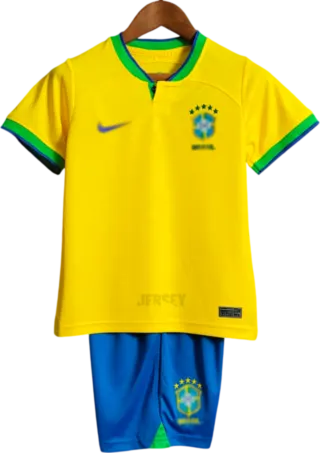Camiseta Brasil 2022 Versión Infantil Local