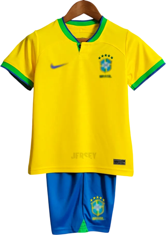 Camiseta Brasil 2022 Versión Infantil Local