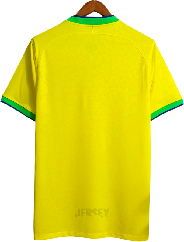 Camiseta Brasil 2022 Local — Espalda